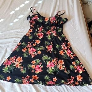 Arizona Jean's black flower dress size m
